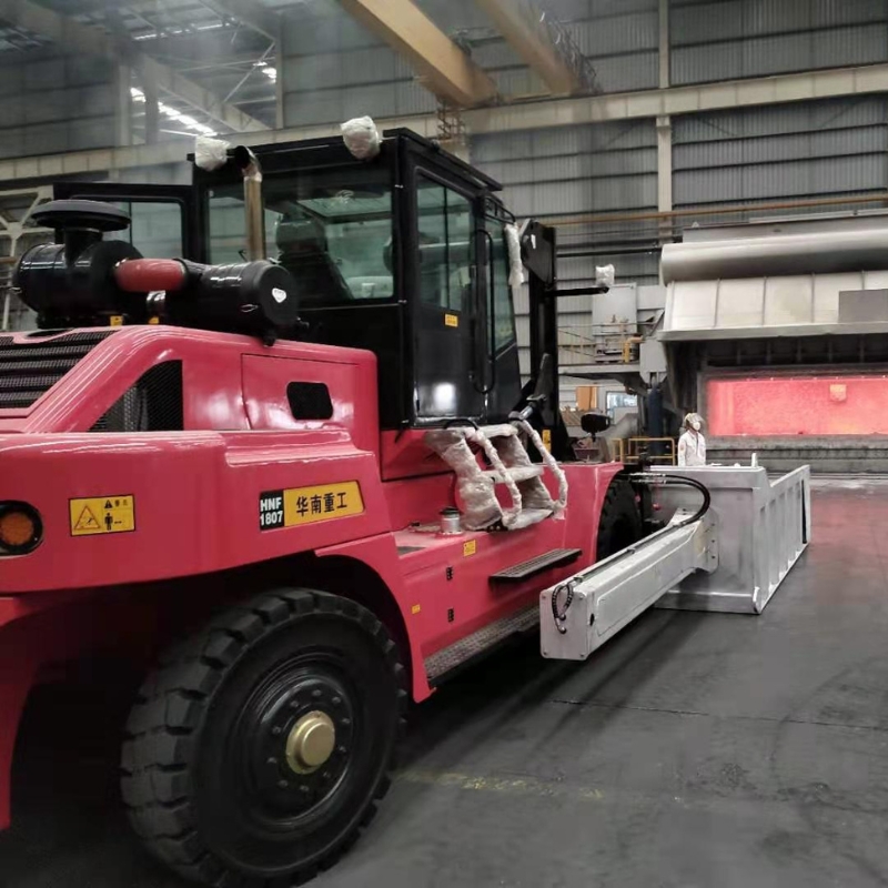 SOCMA HNYJ2510 Ofenbeschickungsfahrzeug für die Aluminiumindustrie und Gießereien